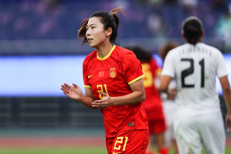 爱游戏体育-直播吧：女足国脚古雅沙退役，中俄热身赛足协将为其举办退役仪式